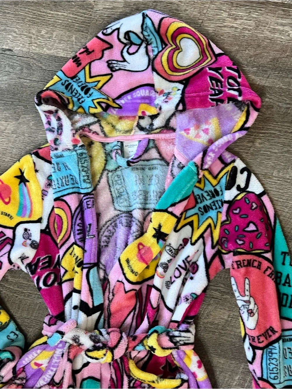 Arizona Girls 7/8 Plush Fleece Hooded Robe Pink Multicolor Pop Art Cozy